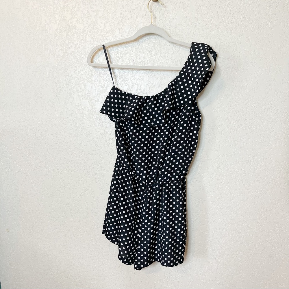 One shoulder Polka Dot Romper